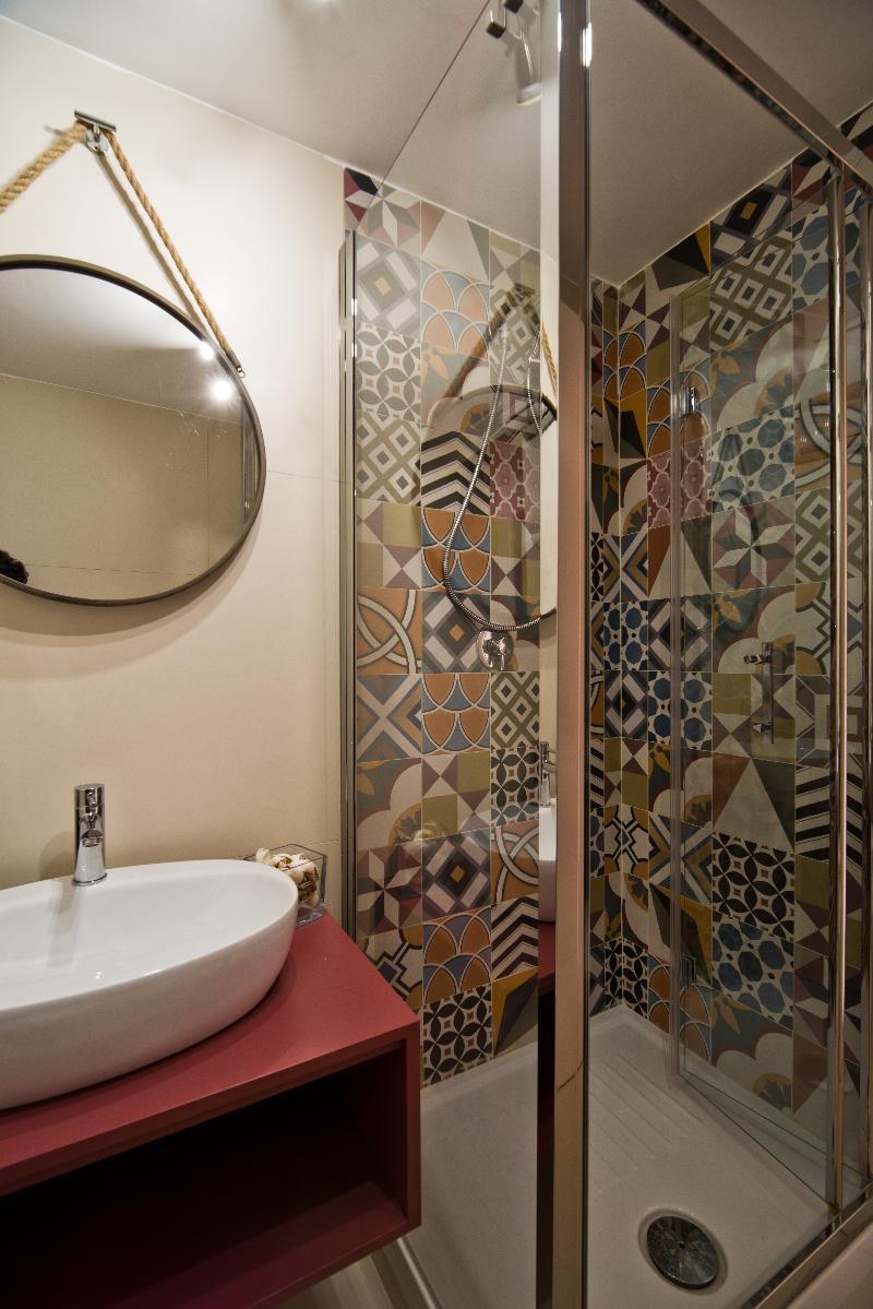 Bed And Travel Apartment La Minerva Suite Salerno Exterior photo
